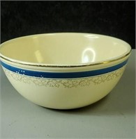 Nice Homer Laughlin bowl approx 9 inches diameter