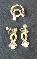 Pearl and pearl colored earrings and pin set