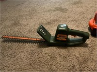 Black and Decker electric hedge trimmer