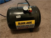 7 gallon black max air tank