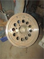(1) New Aluminum Wheel