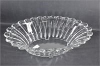 "Heisey" Crystolite Scalloped Edge Oval Serving