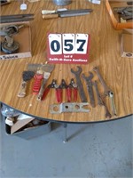 5 Wrenches, 3 Clippers, 3 Putty Knives