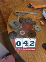 Lot of Assorted Abrasives & Items