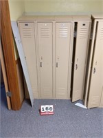 4 Section of Lockers