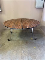 Foldable 60” Round Table