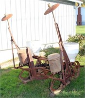 3 point hitch 2 row corn planter with row markers