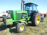 1991 JD 4455 Tractor  SN: H011955