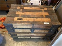 Wooden Flat Top Storage Trunk