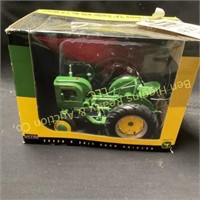 JD LA Tractor w/ JD Mower 1:16