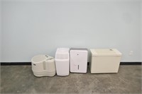 Lot of 4 humidifiers