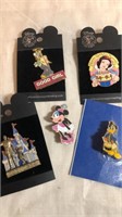 Disney trading in pins 5