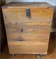 Antique Oak Wood Kinley Storage Box