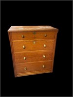 Antique Oak 4 drawer chestDovetail drawers
