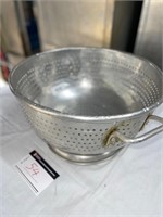 COLANDER