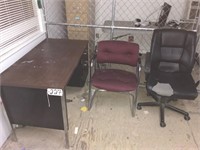 Desk & (2) chairs - No Shipping
