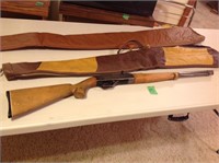 Winchester long 22 rifle 190, 2 soft gun cases