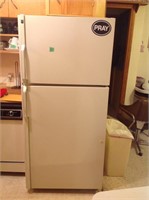 GE 29.5x30.5x64 refrigerator