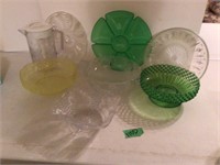 plastic bowls & trays