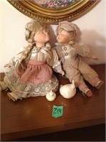 porcelain boy/girl kissing dolls