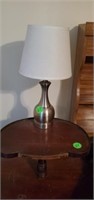 NICE TABLE LAMP