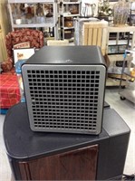 Desktop air purifier