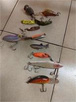 Lot of vintage fishing lures. 11 pieces.