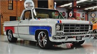 1977 Chevy Square Body Pick Up