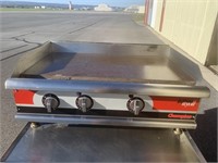 APW Wyott Flat Top Griddle - Grill - Natural Gas