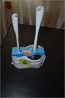 Mr. Clean Toilet Bowl brush & Plunger, New