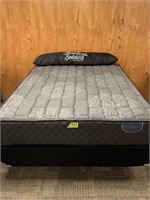 Palomar Firm Queen mattress set, new