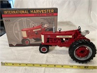 International Harvester Farmall 450