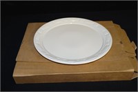 Longaberger Pottery Cake Plate Ivory (NIB)