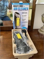 Might Ionic  Air Cleaner