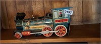 VINTAGE MODERN TOYS  BATTERY OPERATED TRAIN MADE I