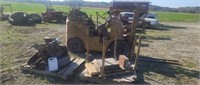 Old Towmotor fork lift  4' 1/2 forks for scrap