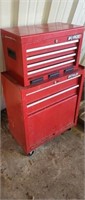 Waterloo stack on shp tool chest.