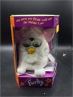 NIB 1998 Electronic Furby, 70-800 White/blue eyes