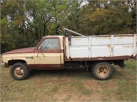 1983 Chevy Custom Deluxe 30 Pickup/Dump Bed