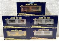 Lot of 5 Gilbert American Flyer Train Cars in boxe