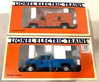 Lot of 2 Lionel Train Cars in boxes