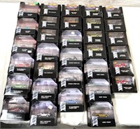 lot of 30+ Hot Wheels Collectibles w/ cases