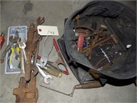 dewalt bag of tools
