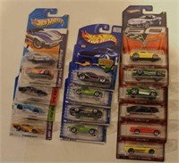 15 HOT WHEELS CORVETTES