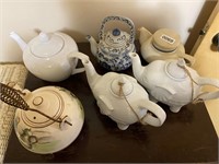 tea pots vintage lot