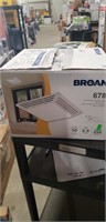Broan ventilation fan with light
