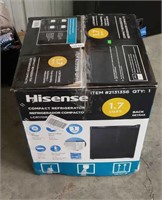 Hisense compact refrigerator 1.7 cu ft