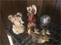 Lot of 4 Angel Music Boxes