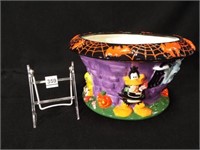 Warner Bros Scared Silly Candy Bowl, in box