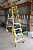 Keller 8' Fiberglass Step Ladder